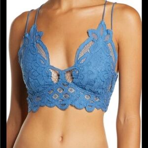 Elegant Blue Lace Crop Top